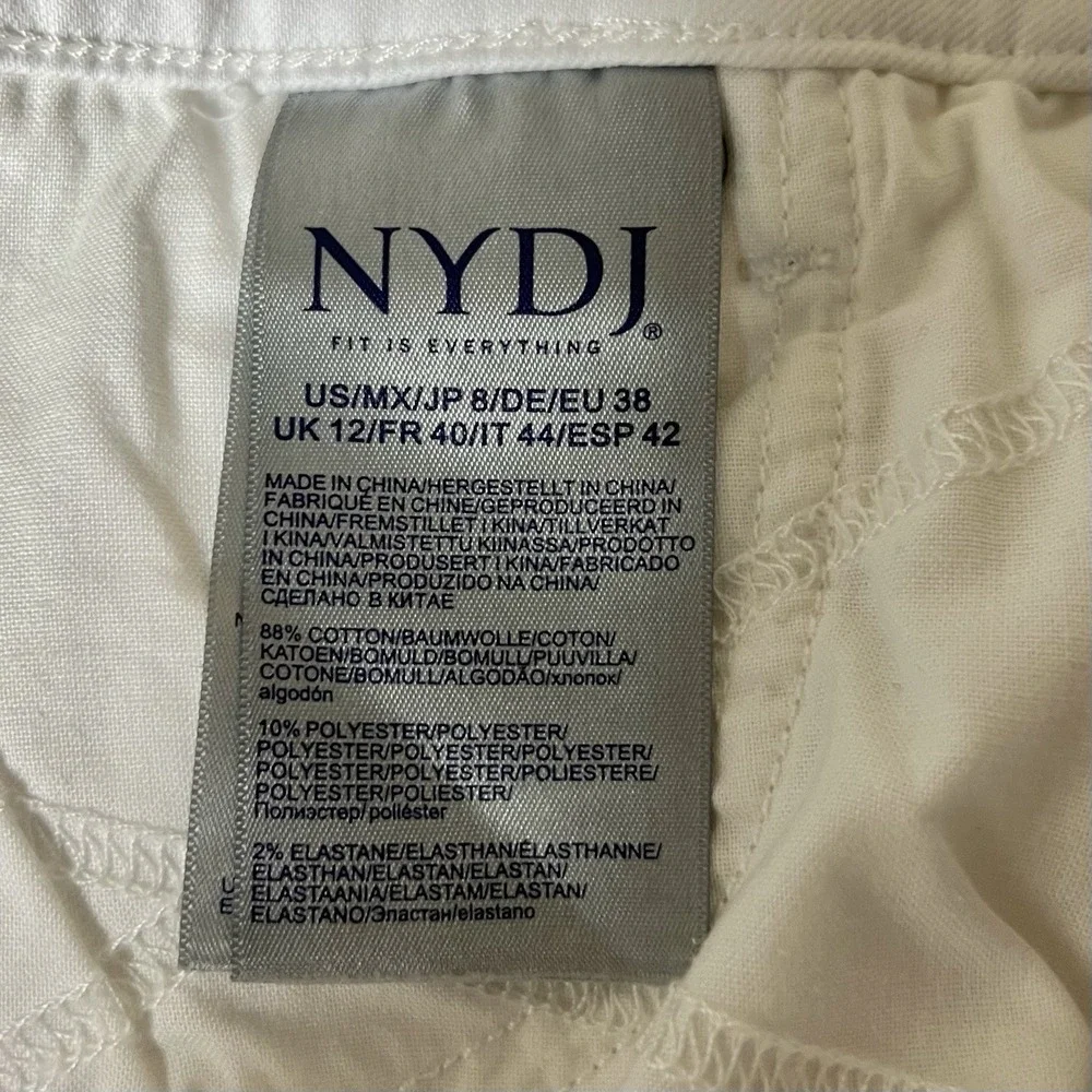 NYDJ Jeans Womens 8 White Marilyn Straight Crop‎ Lift Tuck Technology Coastal